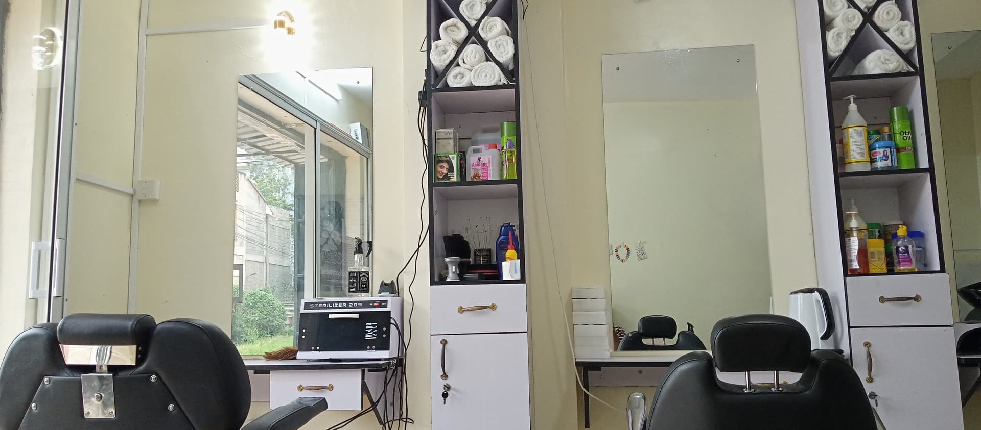 Fine Looks Barber Shop &Spa